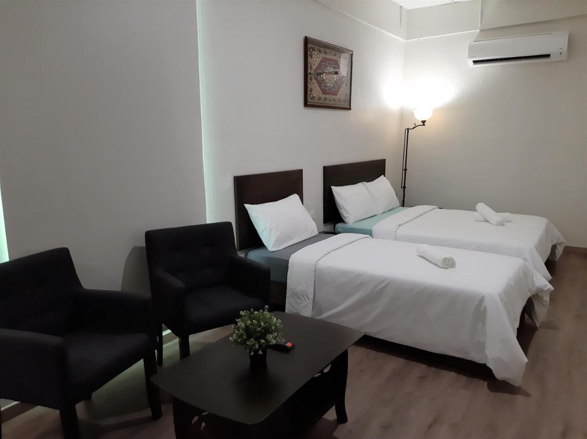 Blue Eyes Hotel Kepala Batas  Exterior photo