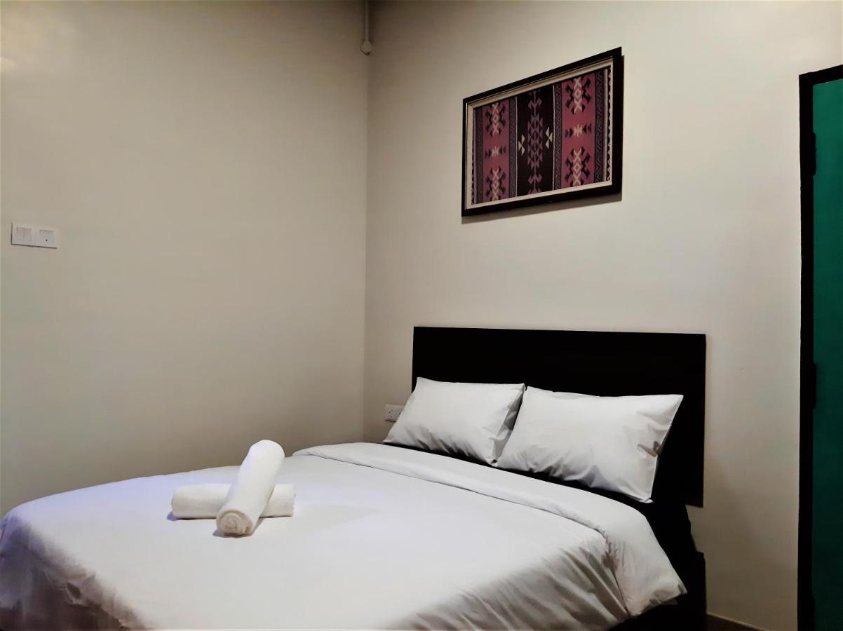Blue Eyes Hotel Kepala Batas  Exterior photo