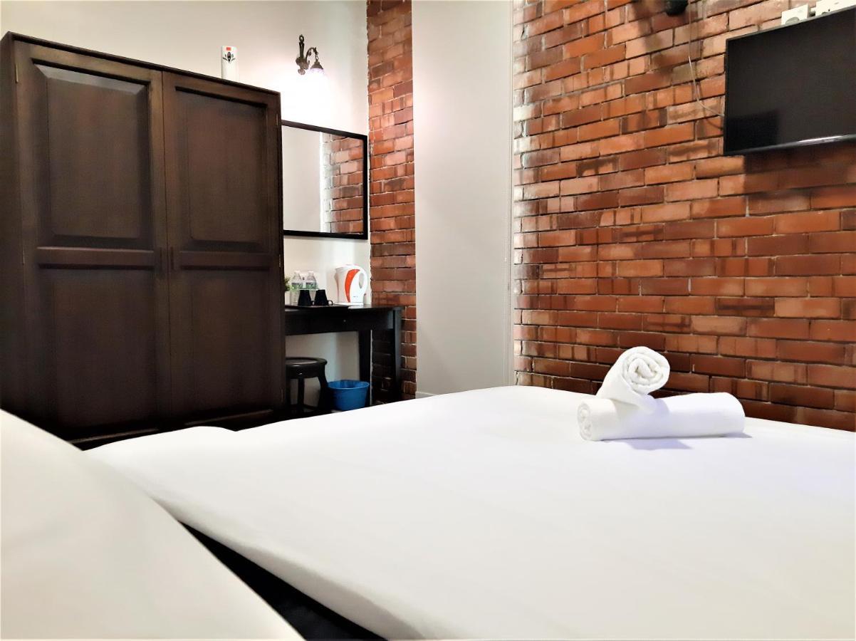 Blue Eyes Hotel Kepala Batas  Exterior photo